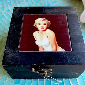 Marilyn Monroe Keepsake box